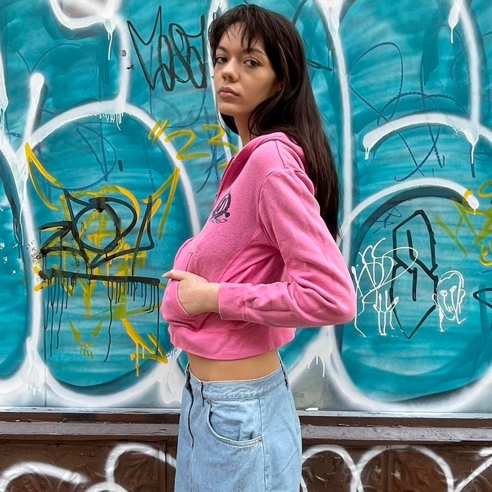 Vintage Y2K Juicy Couture Pink Sweatshirt. Size L / Fits like a Small. - Picture 7 of 8